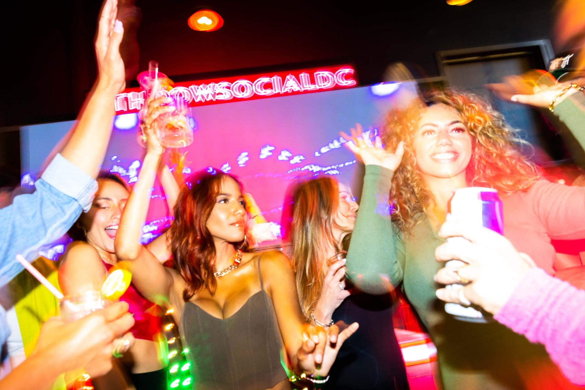 THRōW Social DC